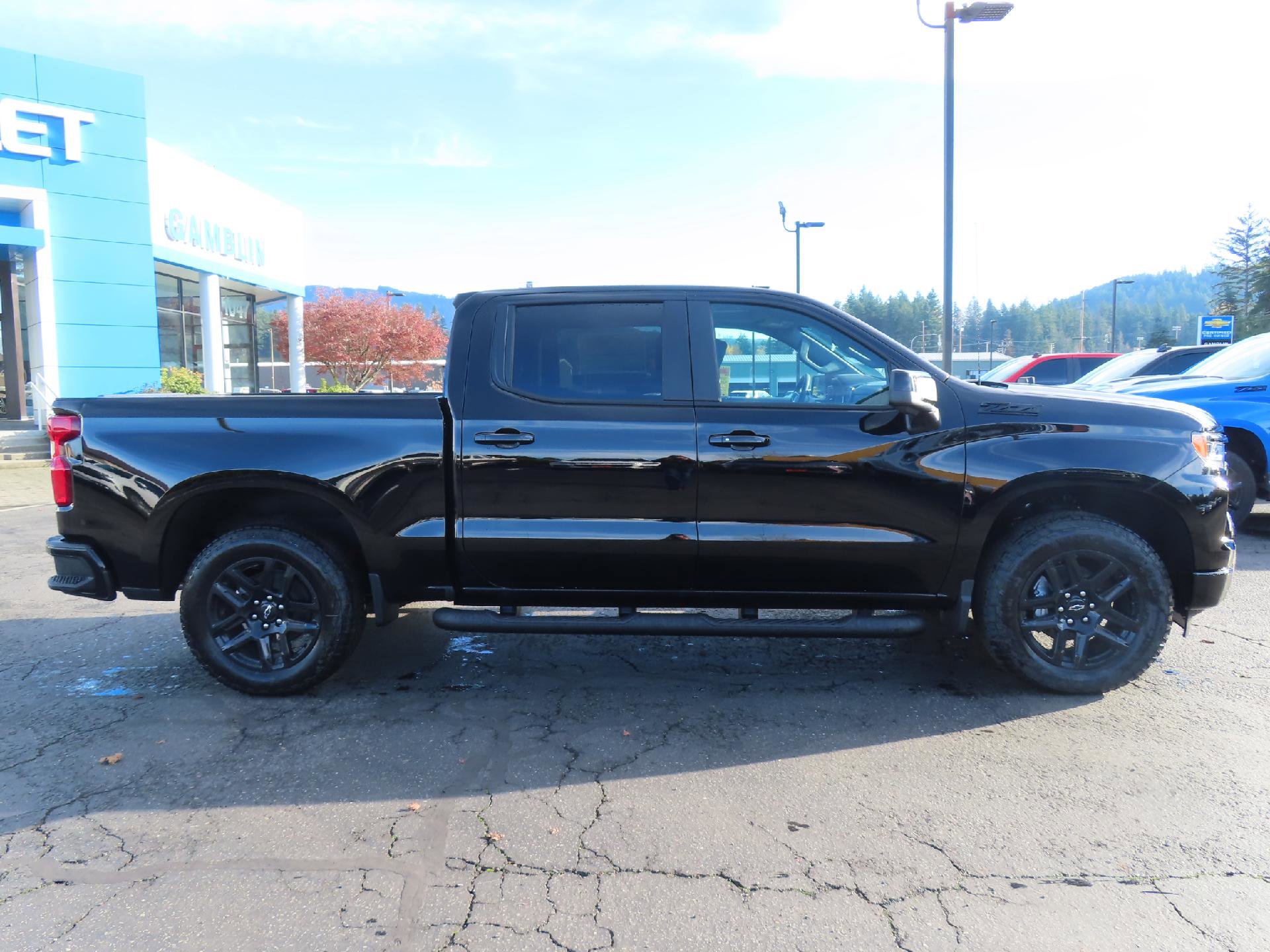 New 2026 Chevrolet Silverado 1500 RST w/ RST All Star Premium Package AWD/4WD image 9