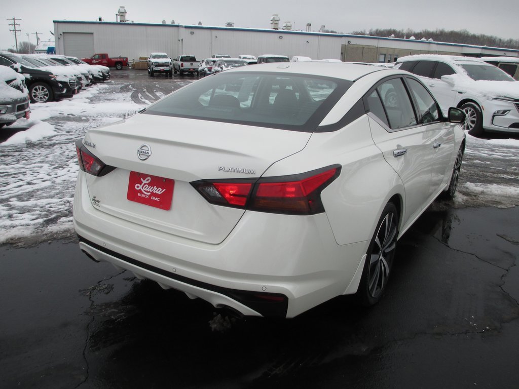 Used 2020 Nissan Altima 2.5 Platinum image 3