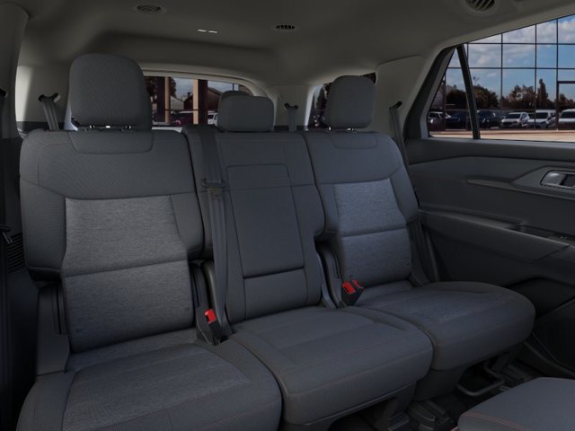 New 2026 Ford Explorer Active RWD image 11