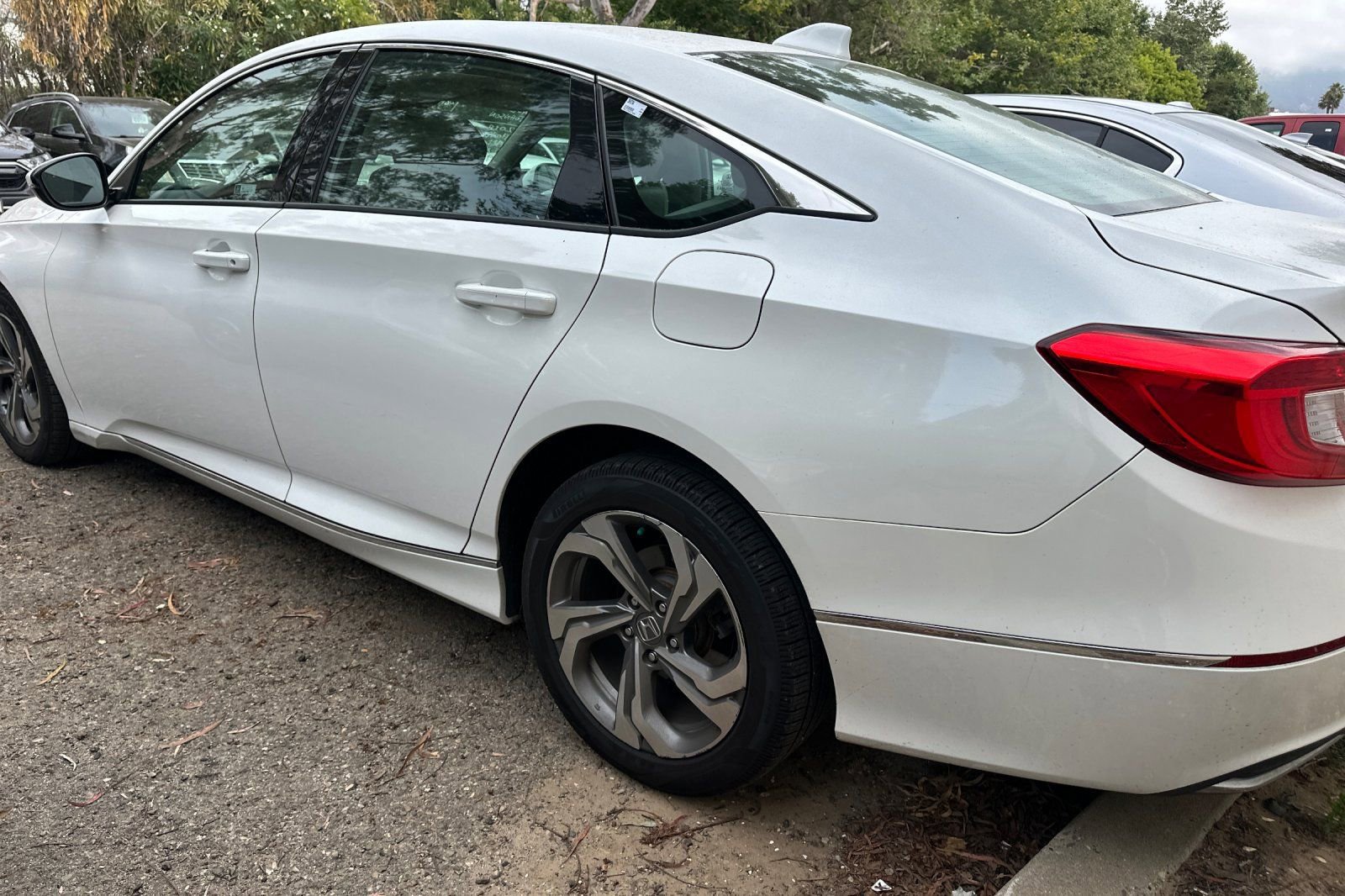 Used 2018 Honda Accord EX-L image 6