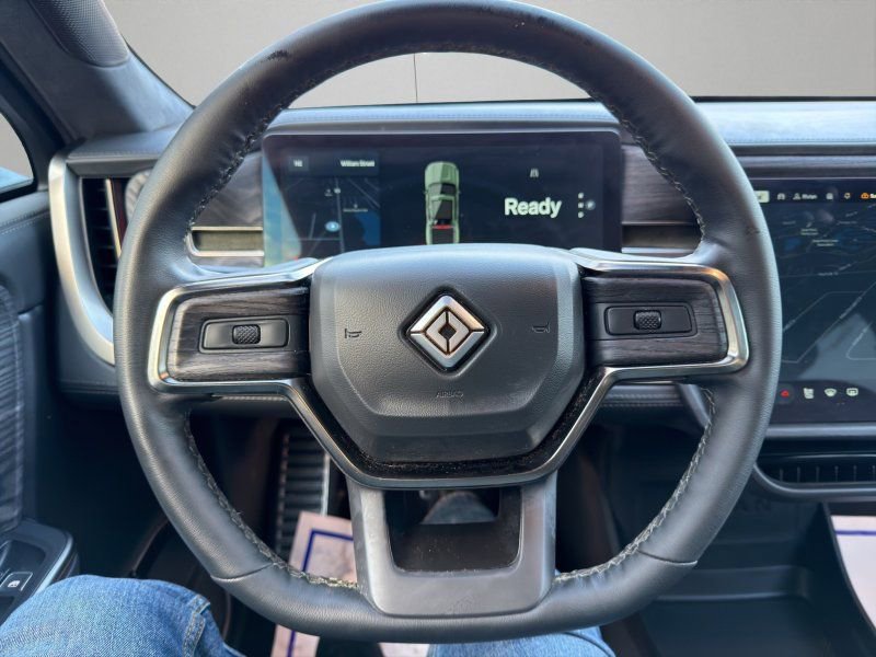 Used 2023 Rivian R1T Adventure image 14