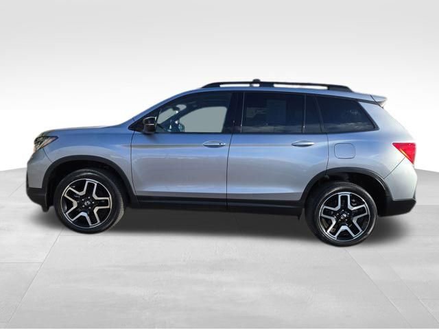 Used 2023 Honda Passport Elite image 11