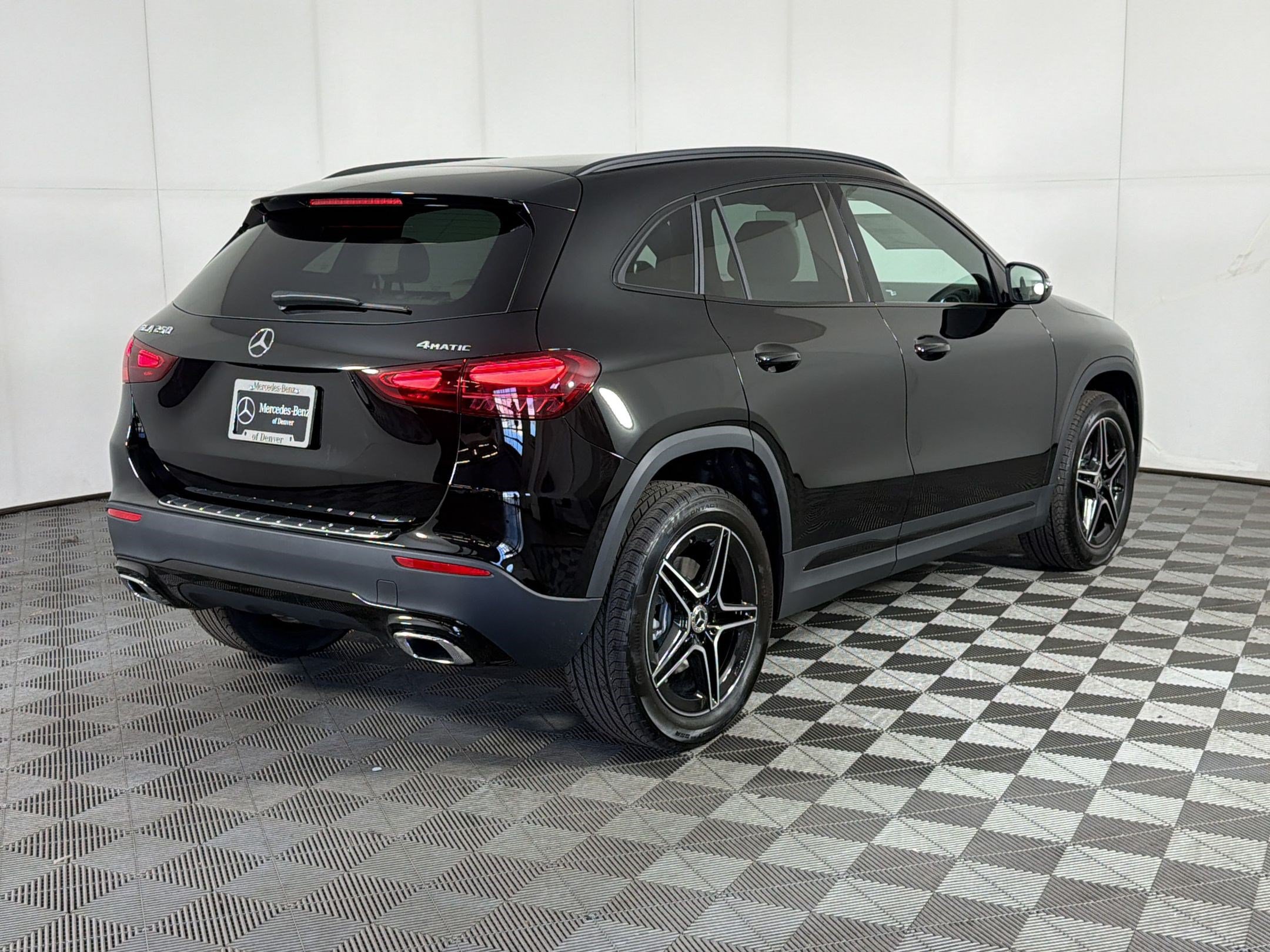 New 2026 Mercedes-Benz GLA 250 4MATIC image 9