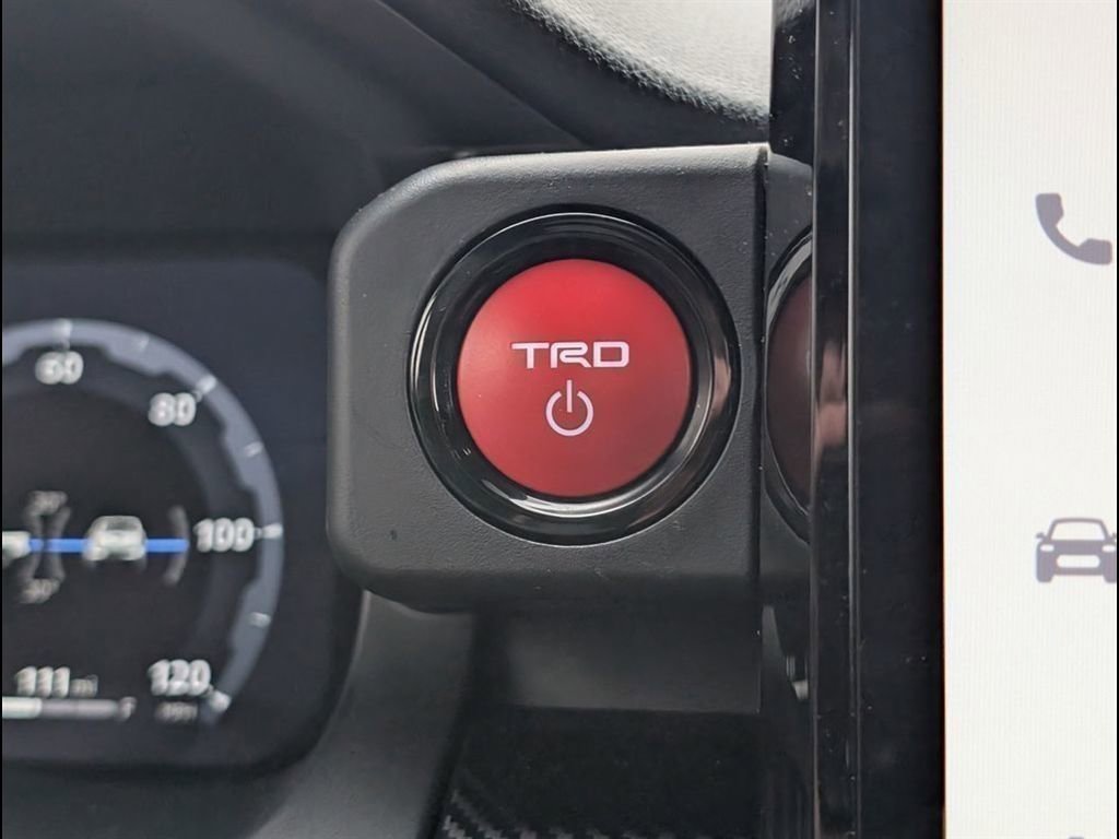 Used 2025 Toyota Tacoma TRD Pro image 17