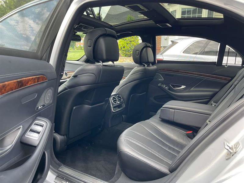 Used 2015 Mercedes-Benz S 550 4MATIC Sedan image 44