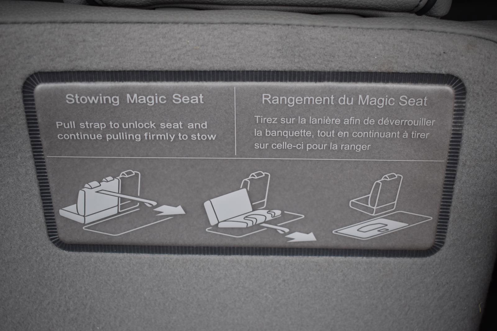 Used 2024 Honda Odyssey Elite image 18