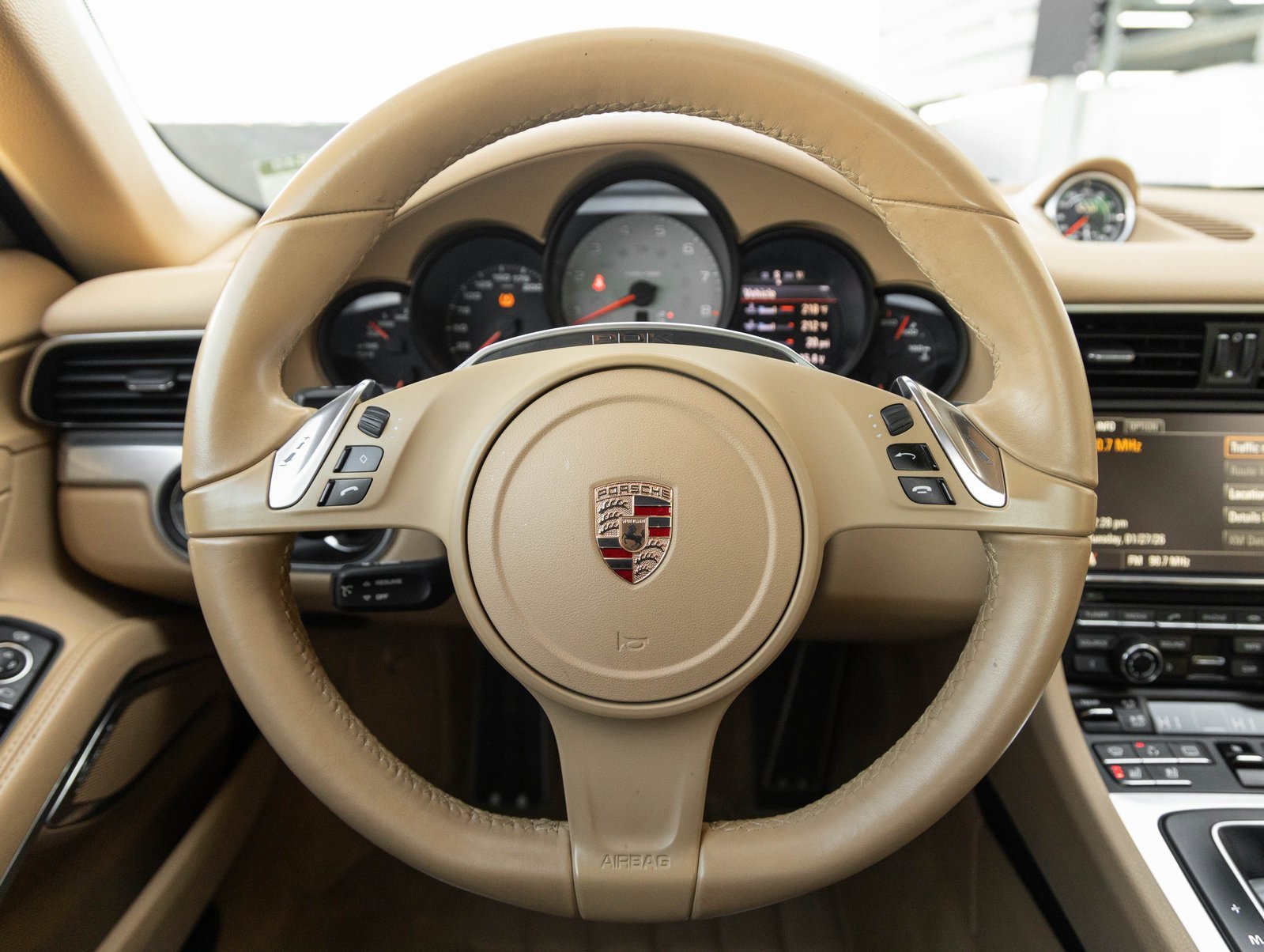 Certified 2013 Porsche 911 Carrera 4S image 13