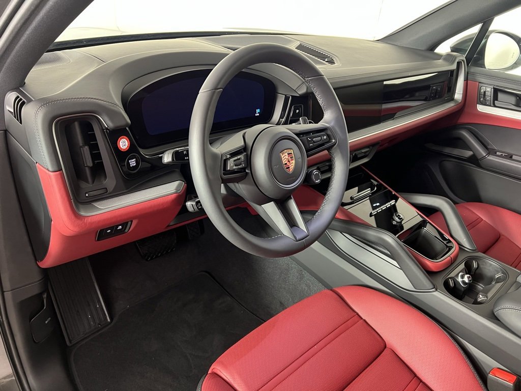Certified 2026 Porsche Cayenne image 4