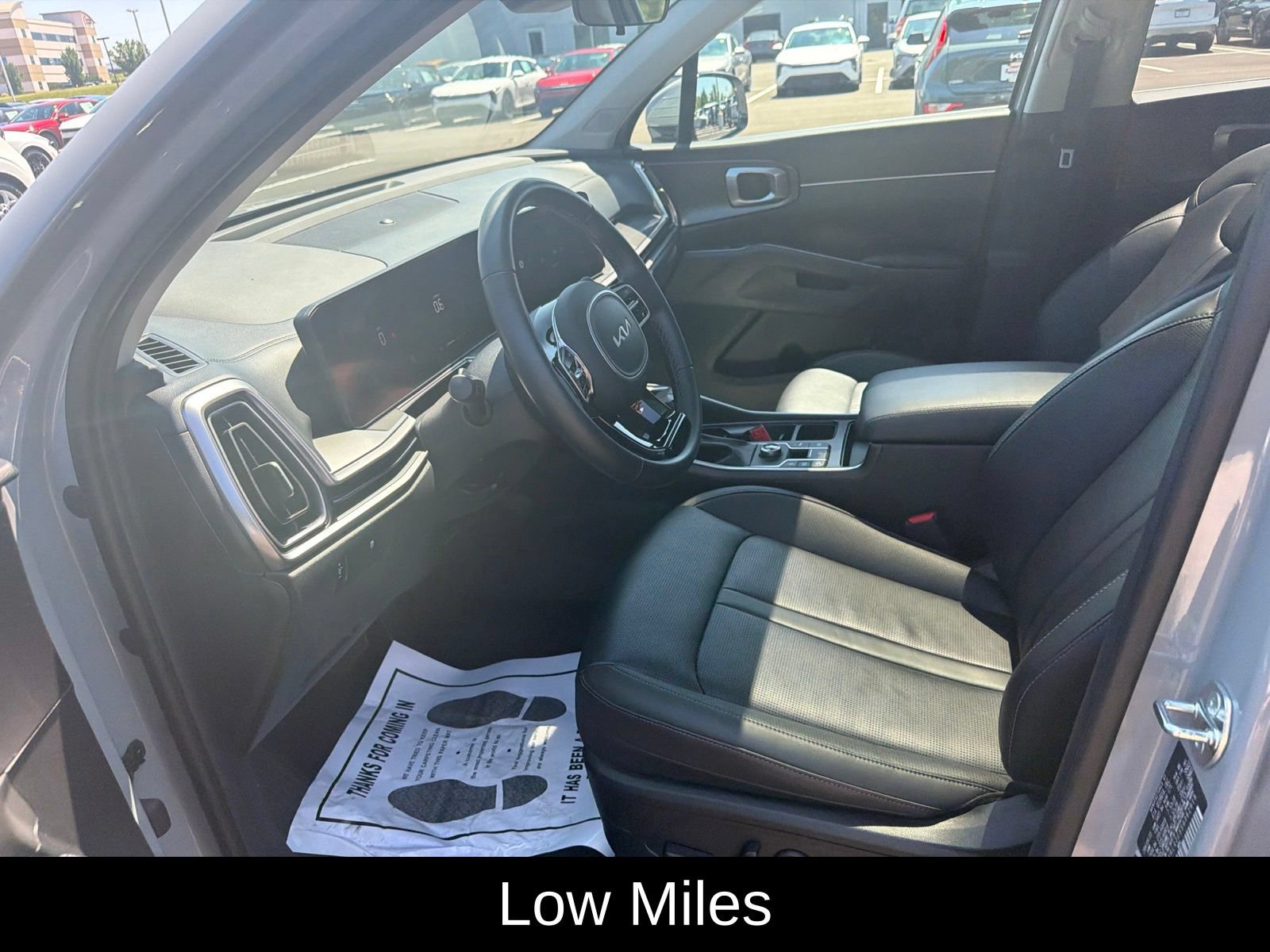 New 2025 Kia Sorento S w/ Panoramic Sunroof Package FWD image 13