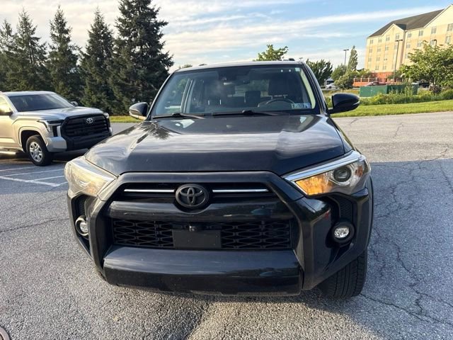 Used 2024 Toyota 4Runner SR5 Premium w/ Moonroof Package AWD/4WD image 5
