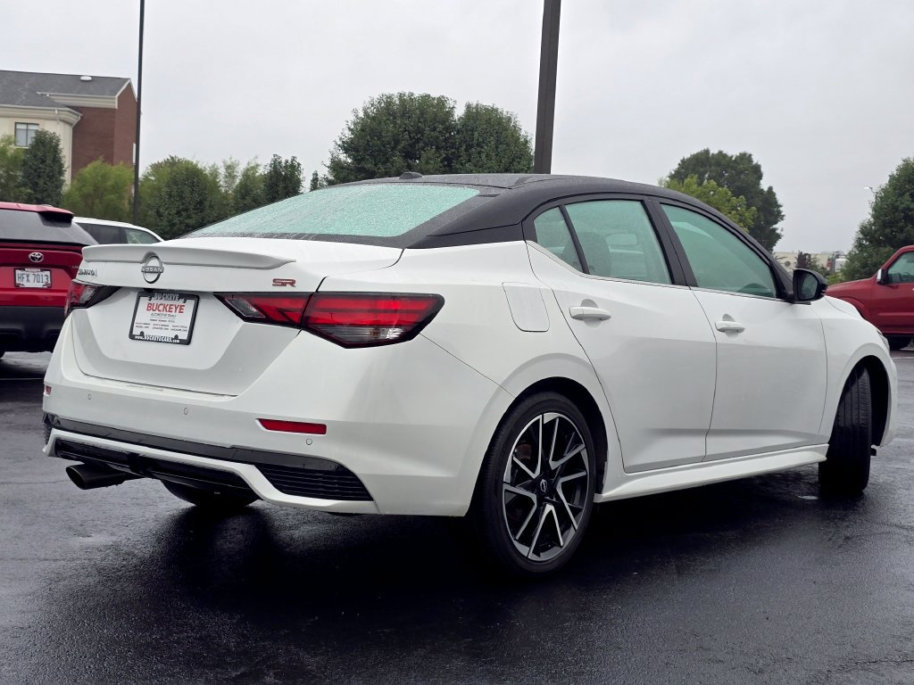 Used 2025 Nissan Sentra SR FWD image 8