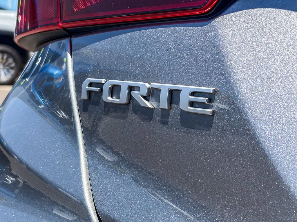 Used 2024 Kia Forte LXS w/ LXS Technology Package FWD image 10