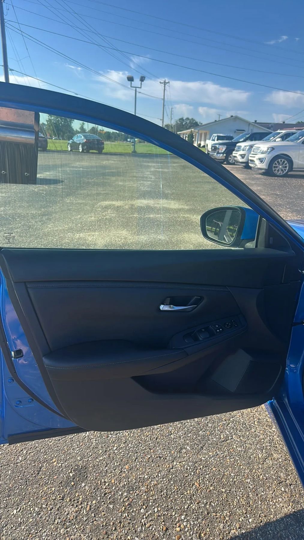 Used 2023 Nissan Sentra SV FWD image 27