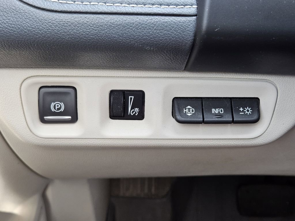 Used 2021 GMC Acadia Denali w/ Denali Ultimate Package AWD/4WD image 26