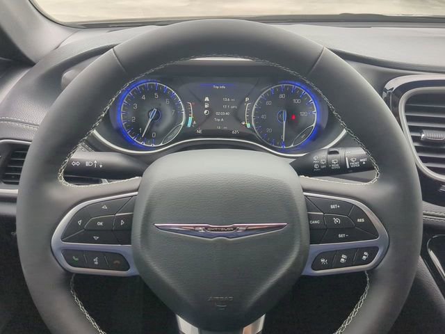 New 2026 Chrysler Pacifica Select image 32