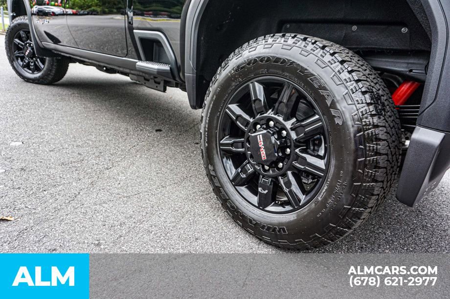 Used 2025 GMC Sierra 2500 AT4 image 16