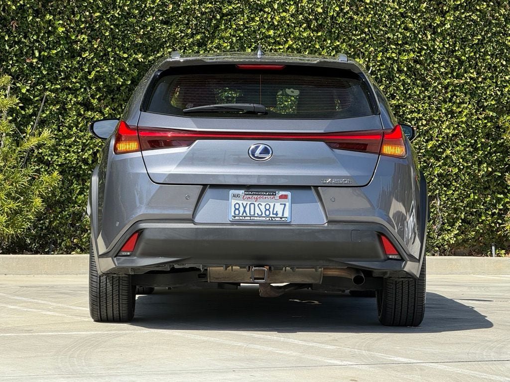 Used 2021 Lexus UX 250h w/ Accessory Package (Z1) AWD/4WD image 10