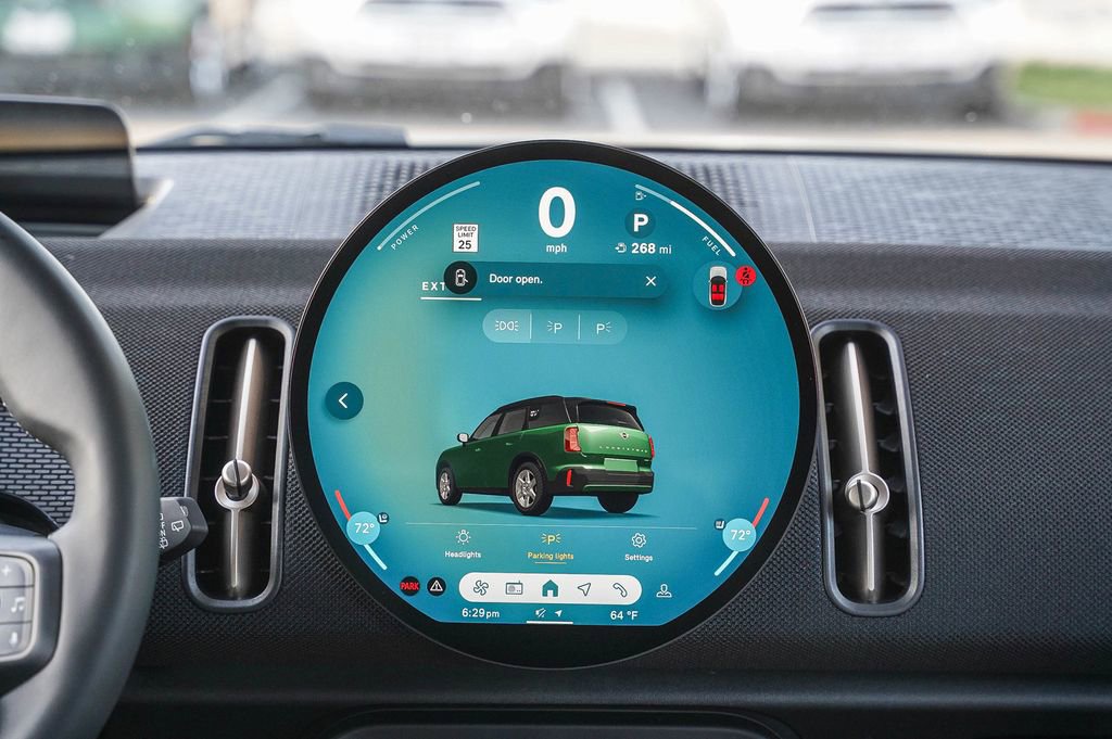 Used 2025 MINI Cooper Countryman S w/ Comfort Package Max image 15