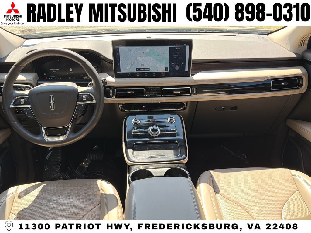 Used 2023 Lincoln Nautilus Reserve w/ Equipment Group 201A image 11