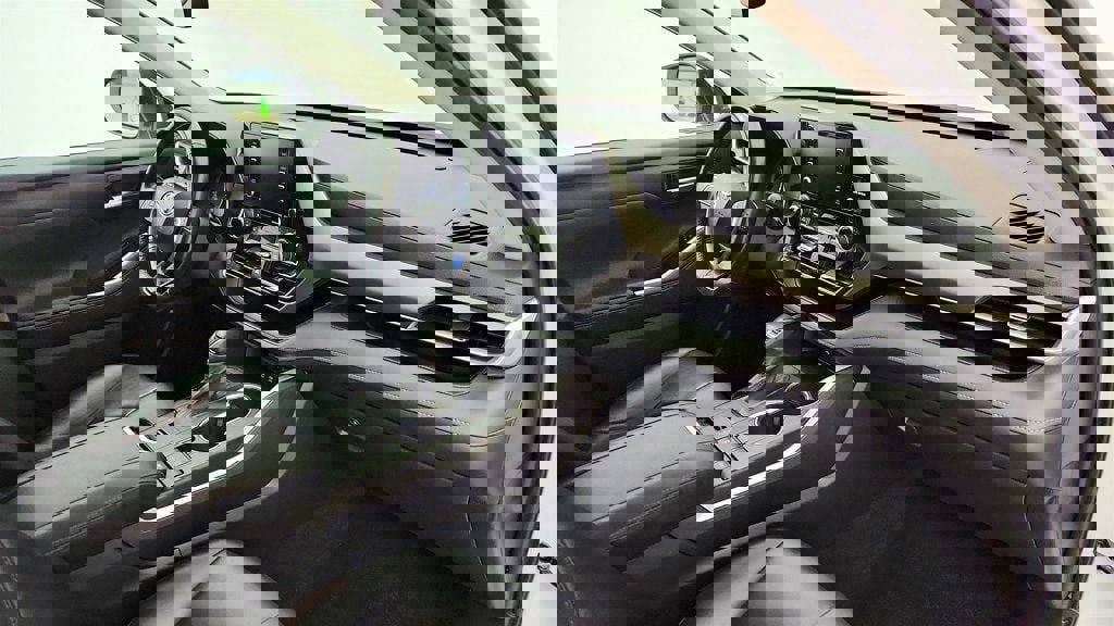 Used 2021 Toyota Highlander XLE image 26