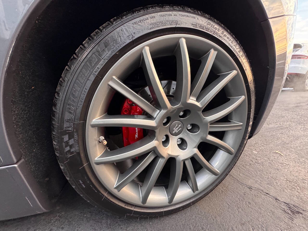 Used 2014 Maserati GranTurismo Sport image 35