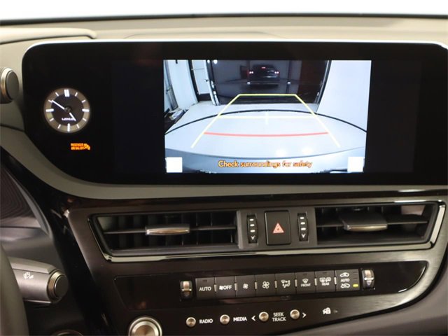 New 2025 Lexus ES 300h w/ Premium Package image 17