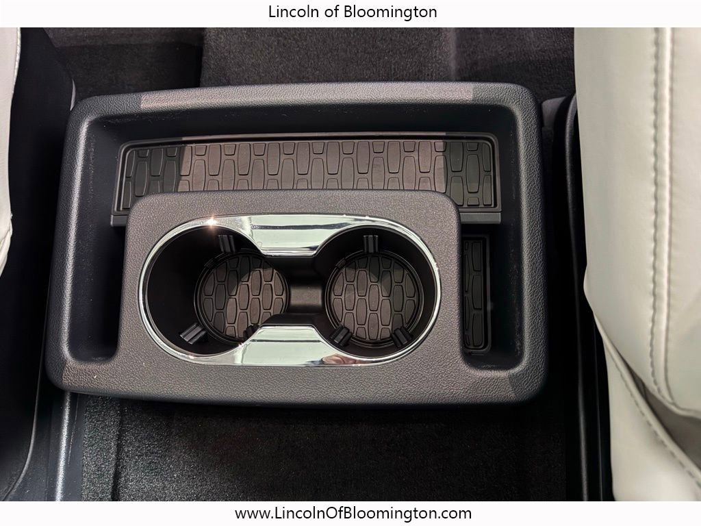 New 2026 Lincoln Aviator Reserve AWD/4WD image 17