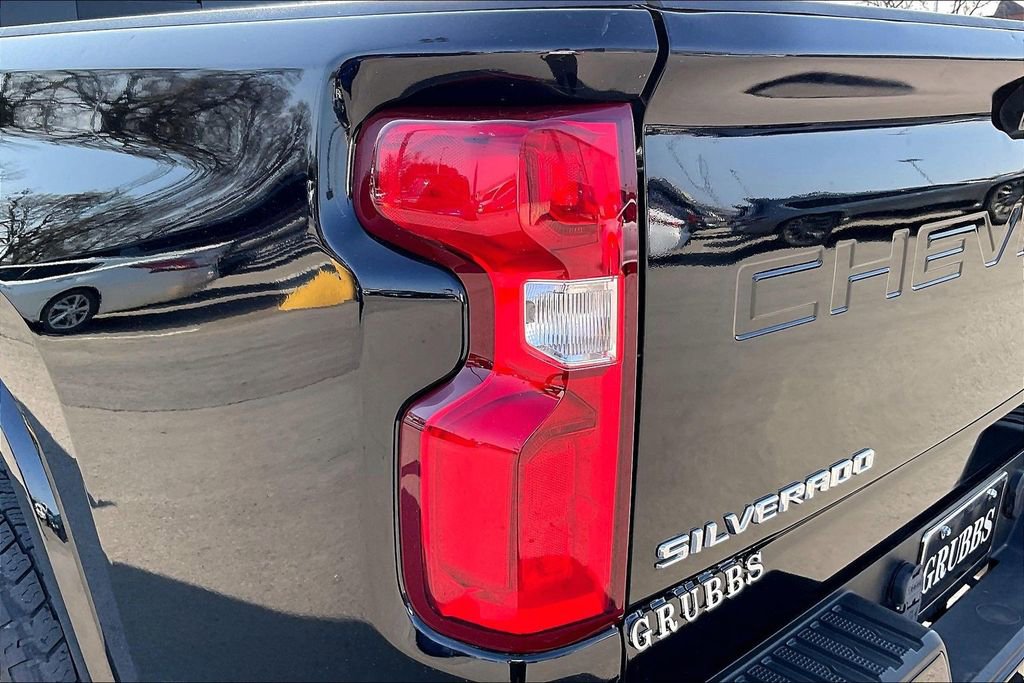 Used 2022 Chevrolet Silverado 2500 LTZ w/ Z71 Chrome Sport Edition image 41