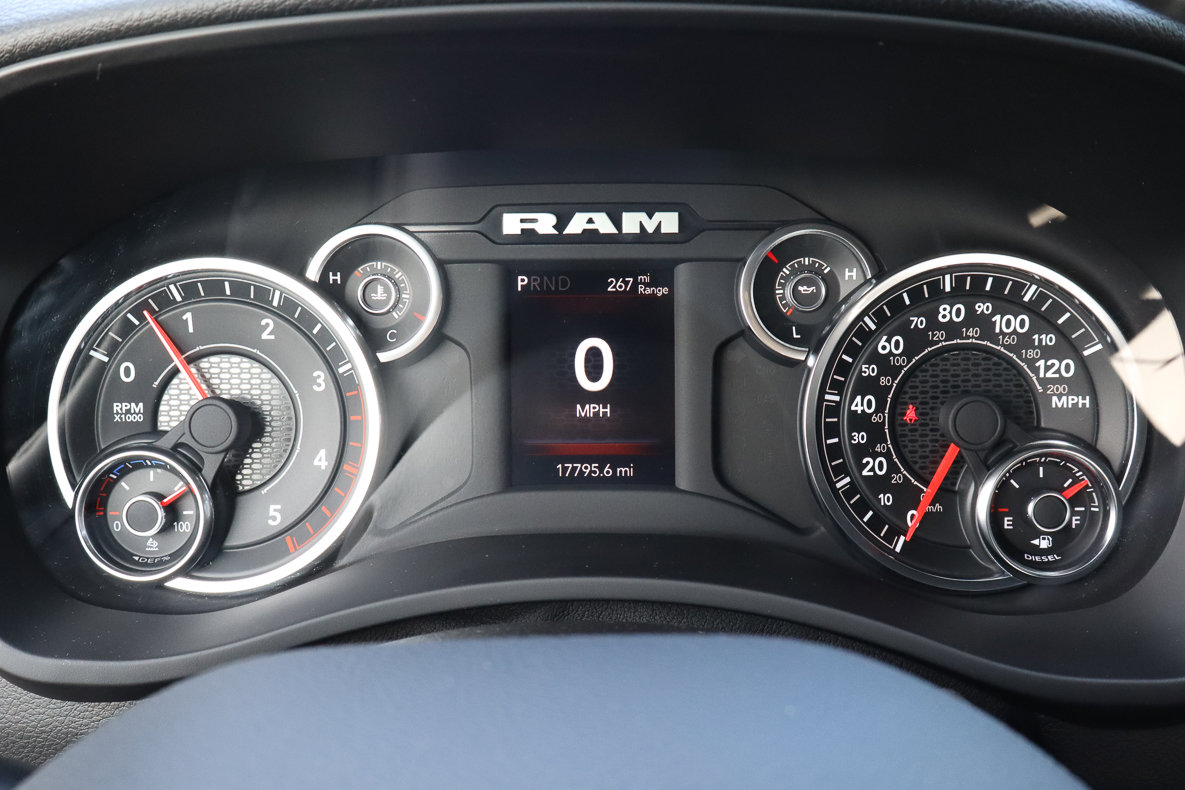 Used 2024 RAM 2500 Big Horn image 32