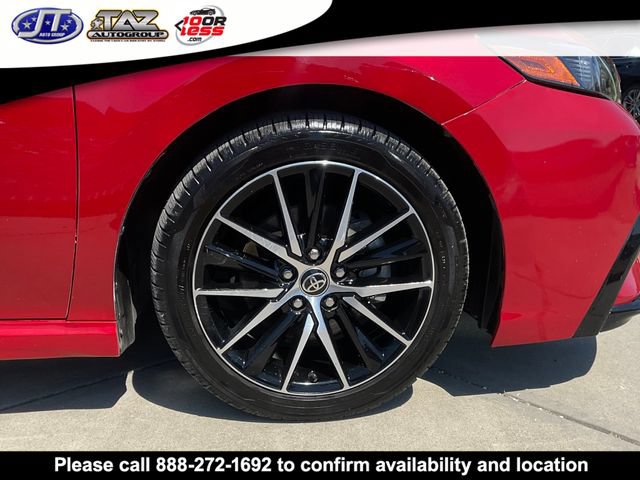 Used 2022 Toyota Camry SE FWD image 9