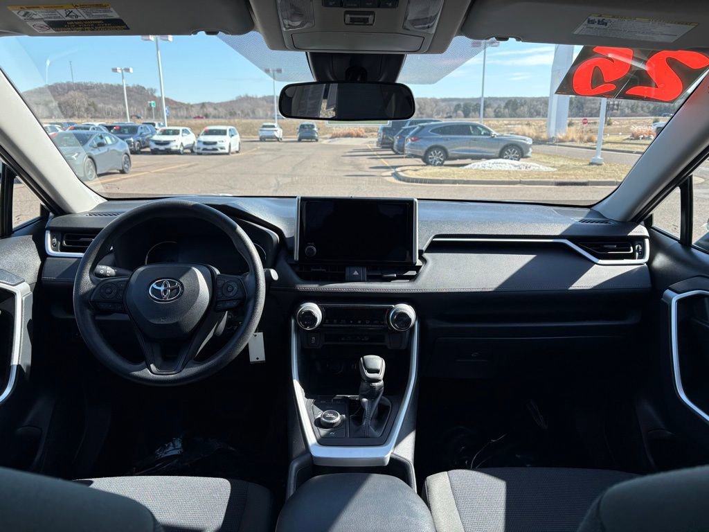 Certified 2025 Toyota RAV4 LE AWD/4WD image 17