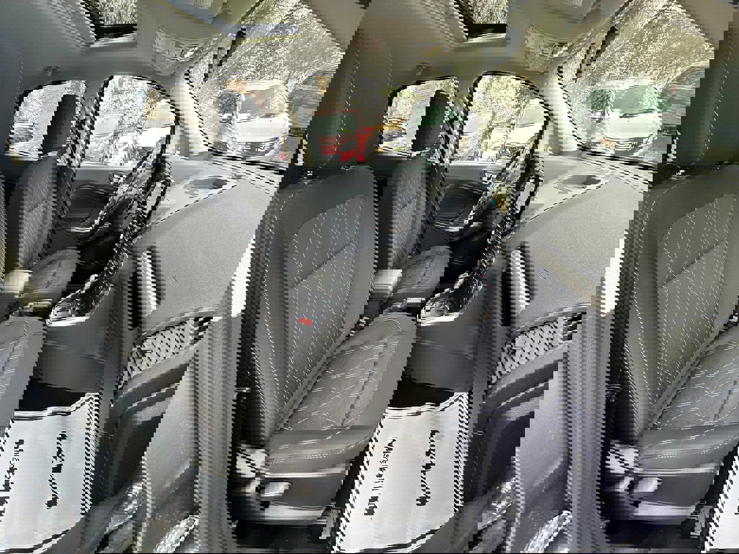 Used 2018 Ford EcoSport SE image 21