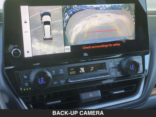Used 2024 Toyota Grand Highlander AWD image 22