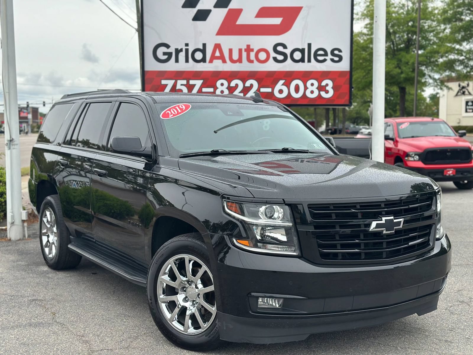 Used 2019 Chevrolet Tahoe LT AWD/4WD image 1