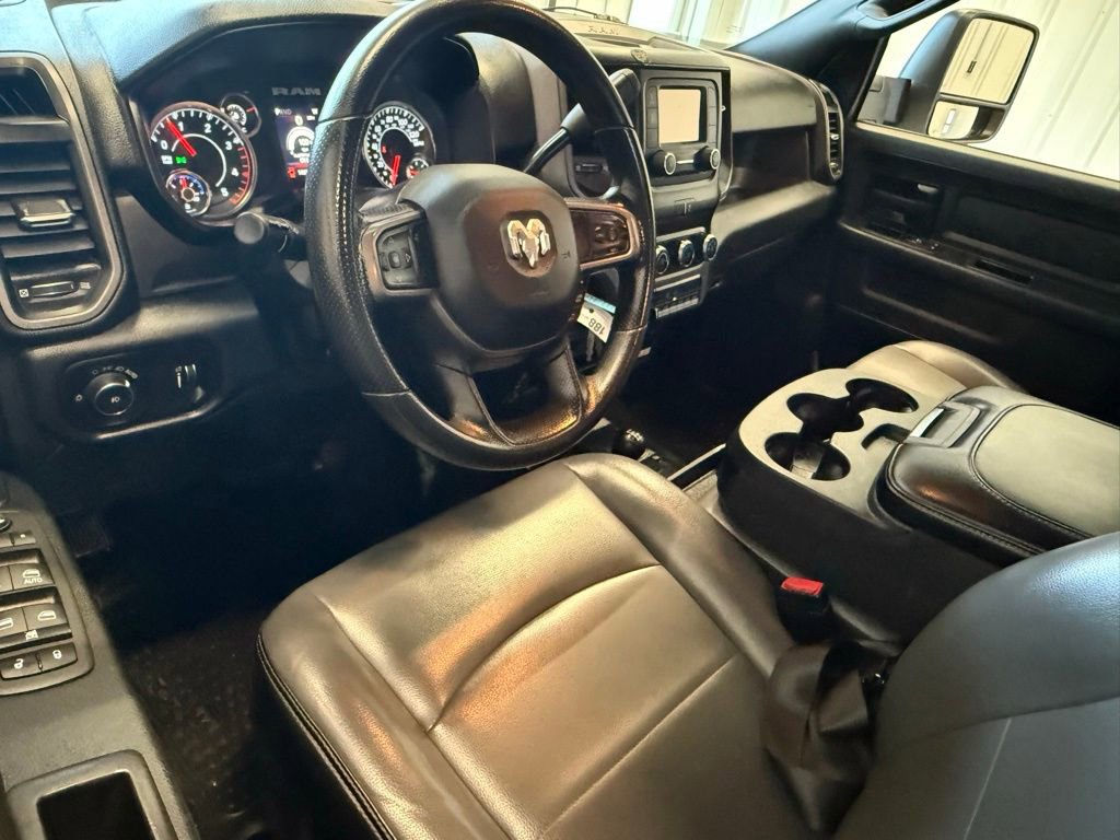 Used 2023 RAM 4500 Tradesman w/ Chrome Appearance Group image 17