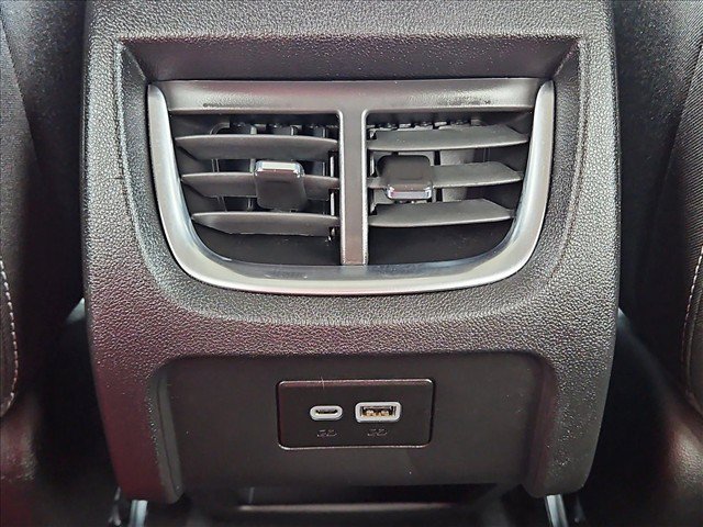 Used 2026 Chevrolet Blazer LT FWD image 15