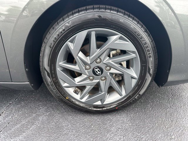 Used 2024 Hyundai Elantra SEL FWD image 38