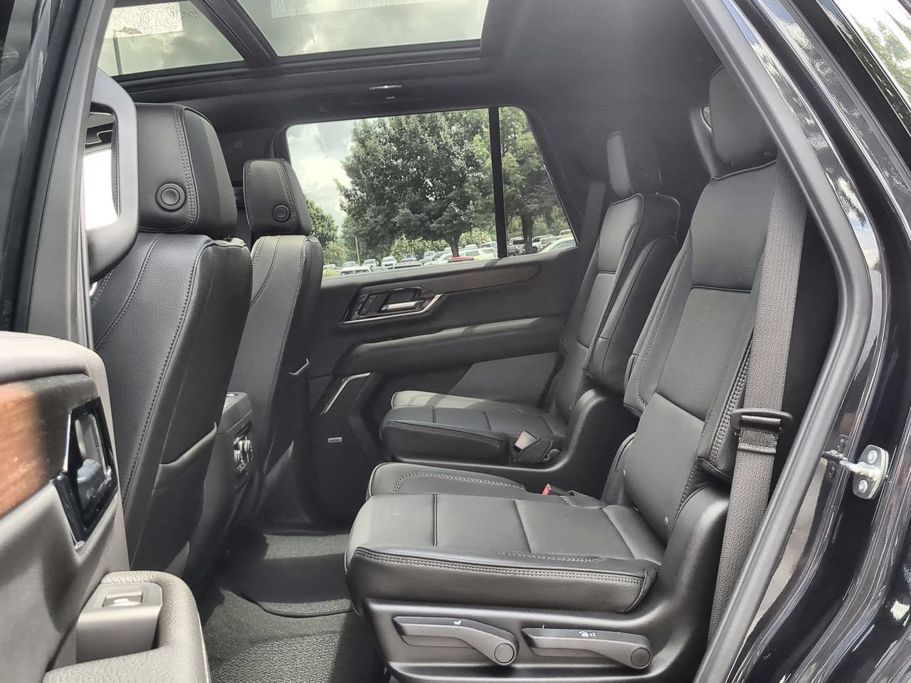 New 2026 GMC Yukon Denali w/ Sun & Power Step Package RWD image 26