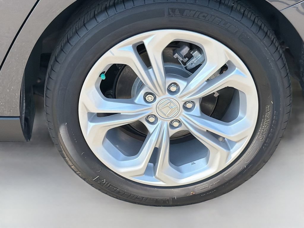 Used 2025 Honda Accord LX image 8