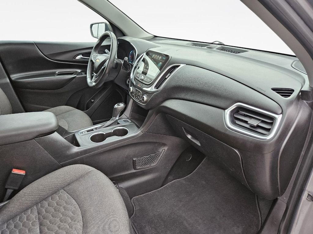 Used 2018 Chevrolet Equinox LT w/ Sun & Infotainment Package image 34