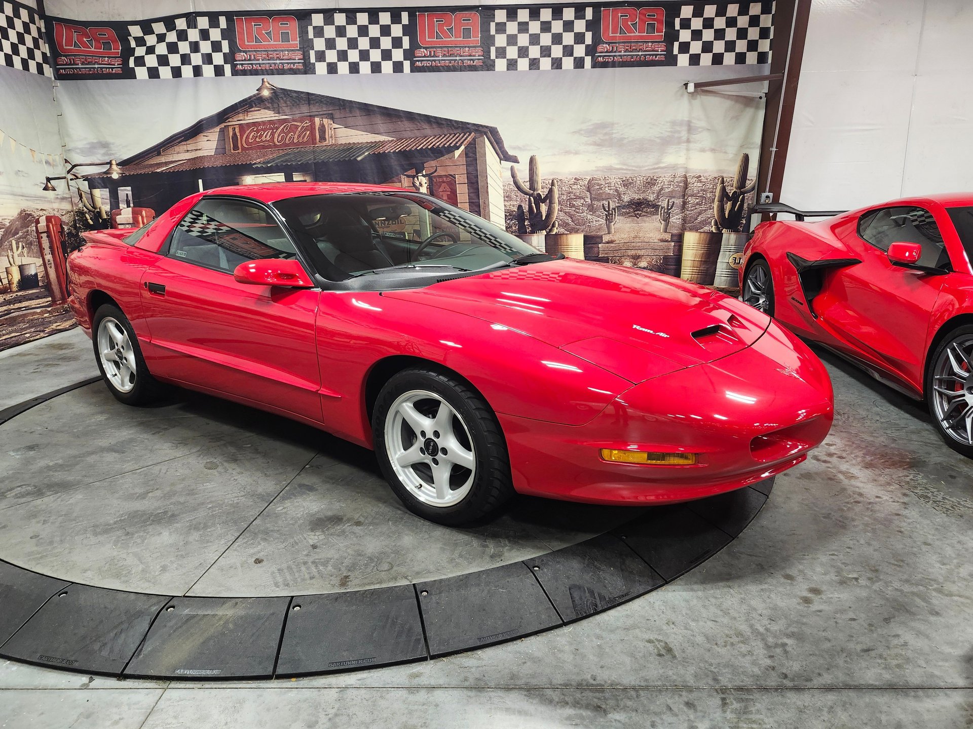 Used 1996 Pontiac Firebird Trans Am RWD image 1