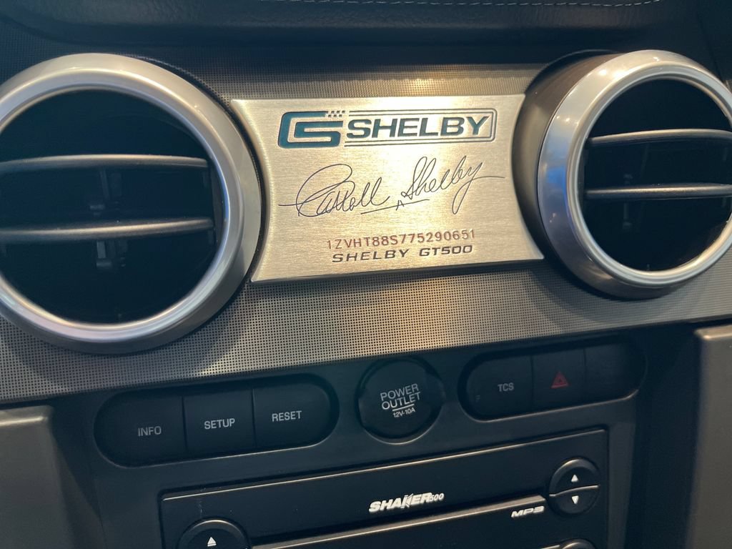 Used 2007 Ford Mustang Shelby GT500 RWD image 16