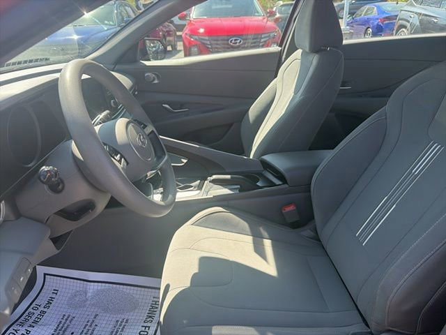 Certified 2021 Hyundai Elantra SEL image 12