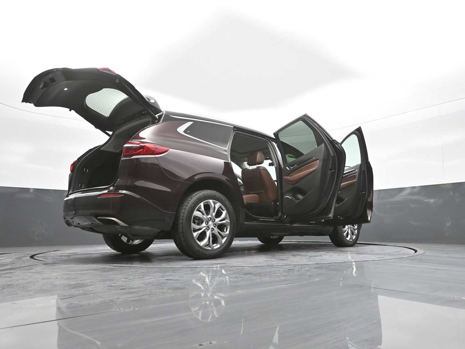 Used 2021 Buick Enclave Avenir w/ Avenir Technology Package image 53