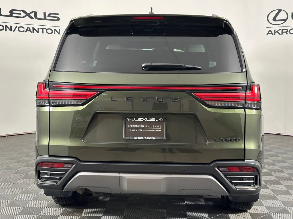 Used 2025 Lexus LX 600 4WD w/ Appearance Package image 9