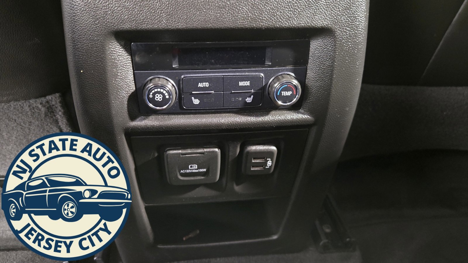 Used 2021 Chevrolet Traverse Premier image 30