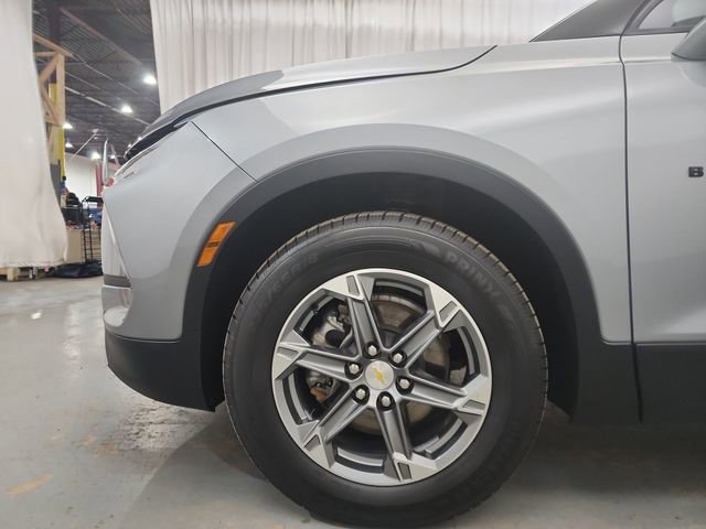 Used 2023 Chevrolet Blazer LT w/ LPO, Black Grille Bar Package image 22