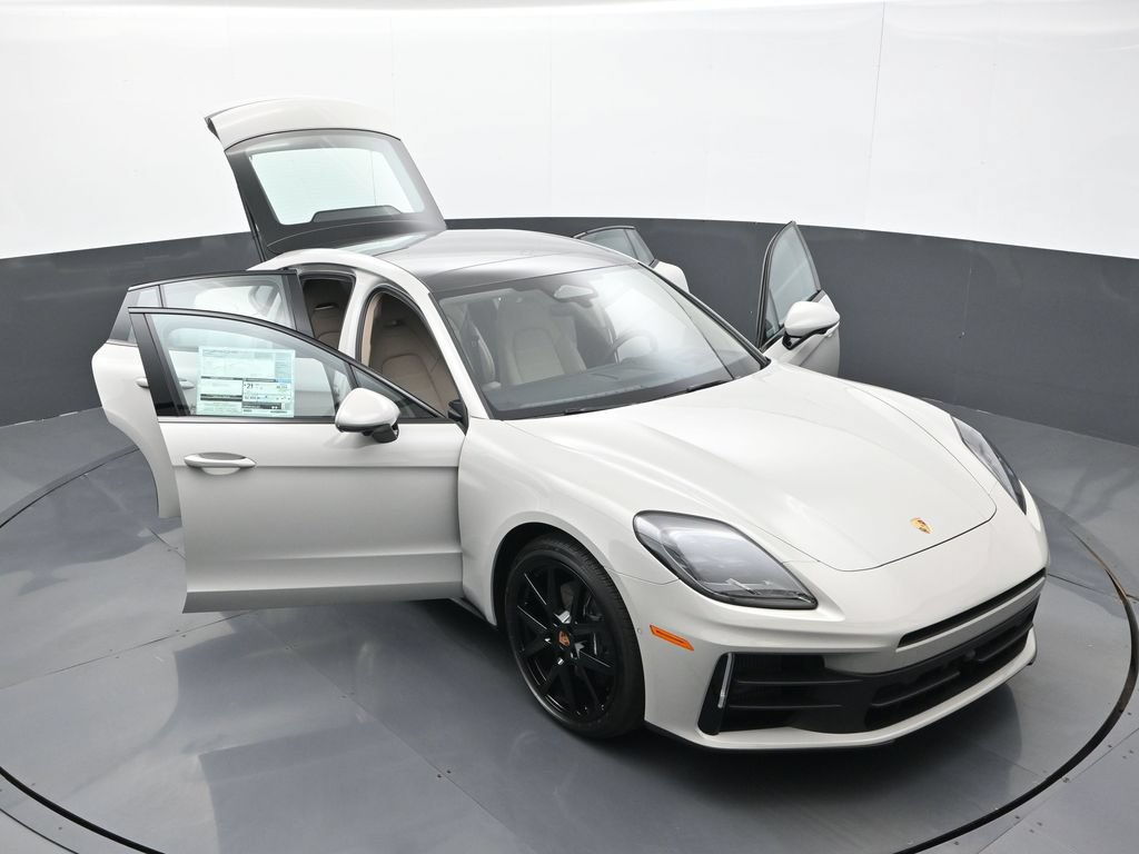 New 2026 Porsche Panamera 4 AWD/4WD image 32