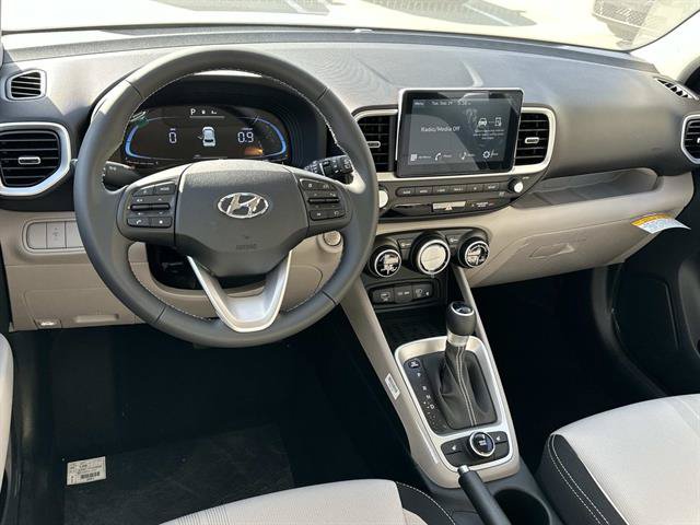 New 2026 Hyundai Venue SEL FWD image 6