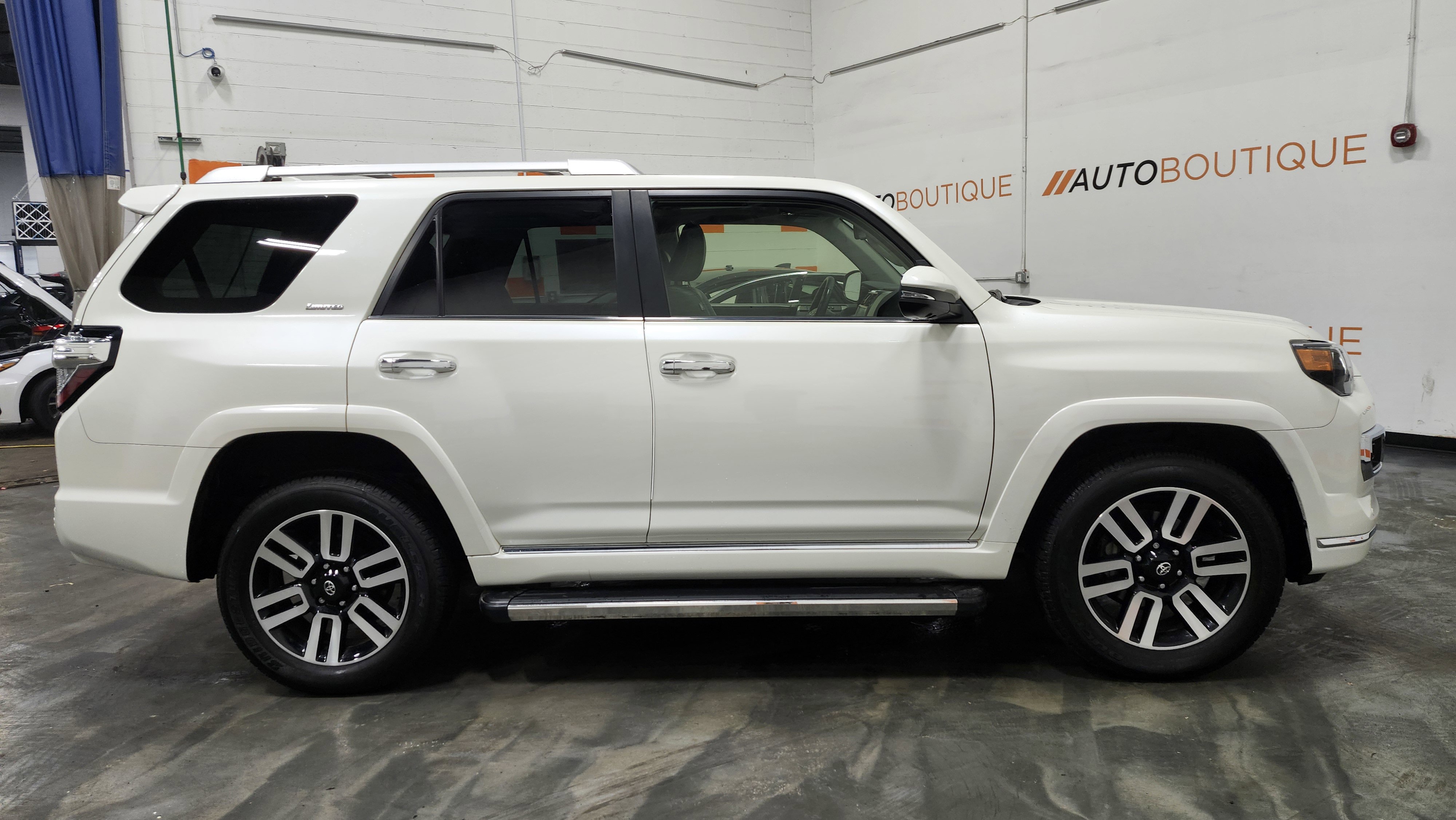 Used 2023 Toyota 4Runner Limited image 18